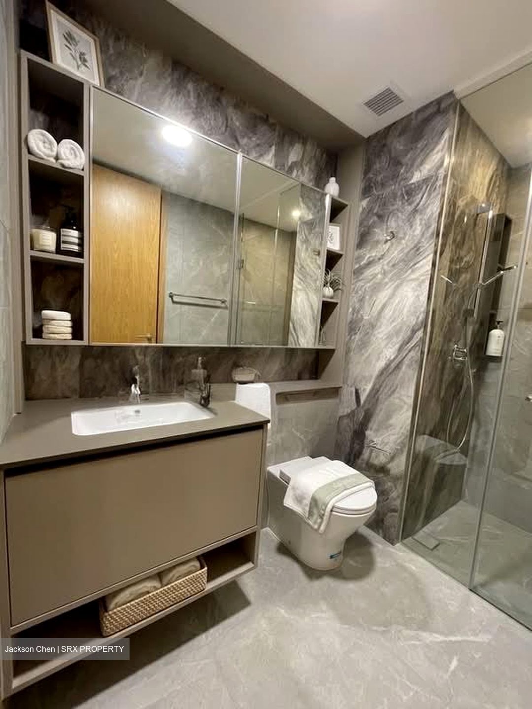 Penrose (D14), Apartment #594209491